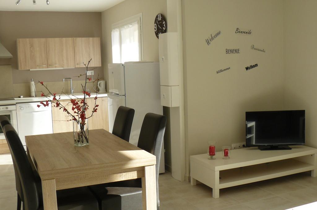 Holiday home Les Lauzes De Saint Michel Entrechaux
